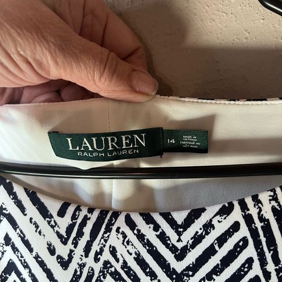 Lauren Ralph Lauren Dress New Dark Navy/White Chevrons W/Navy Sides - Picture 4 of 10